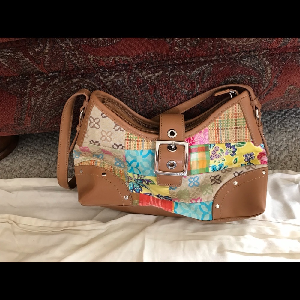 Purses - Picture 3 of 5